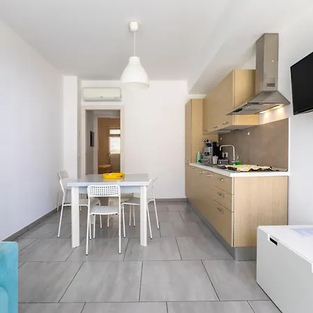 Vani - 2 Apartmán Marina di Ragusa