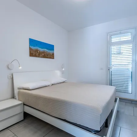 Vani - 2 Apartmán Marina di Ragusa